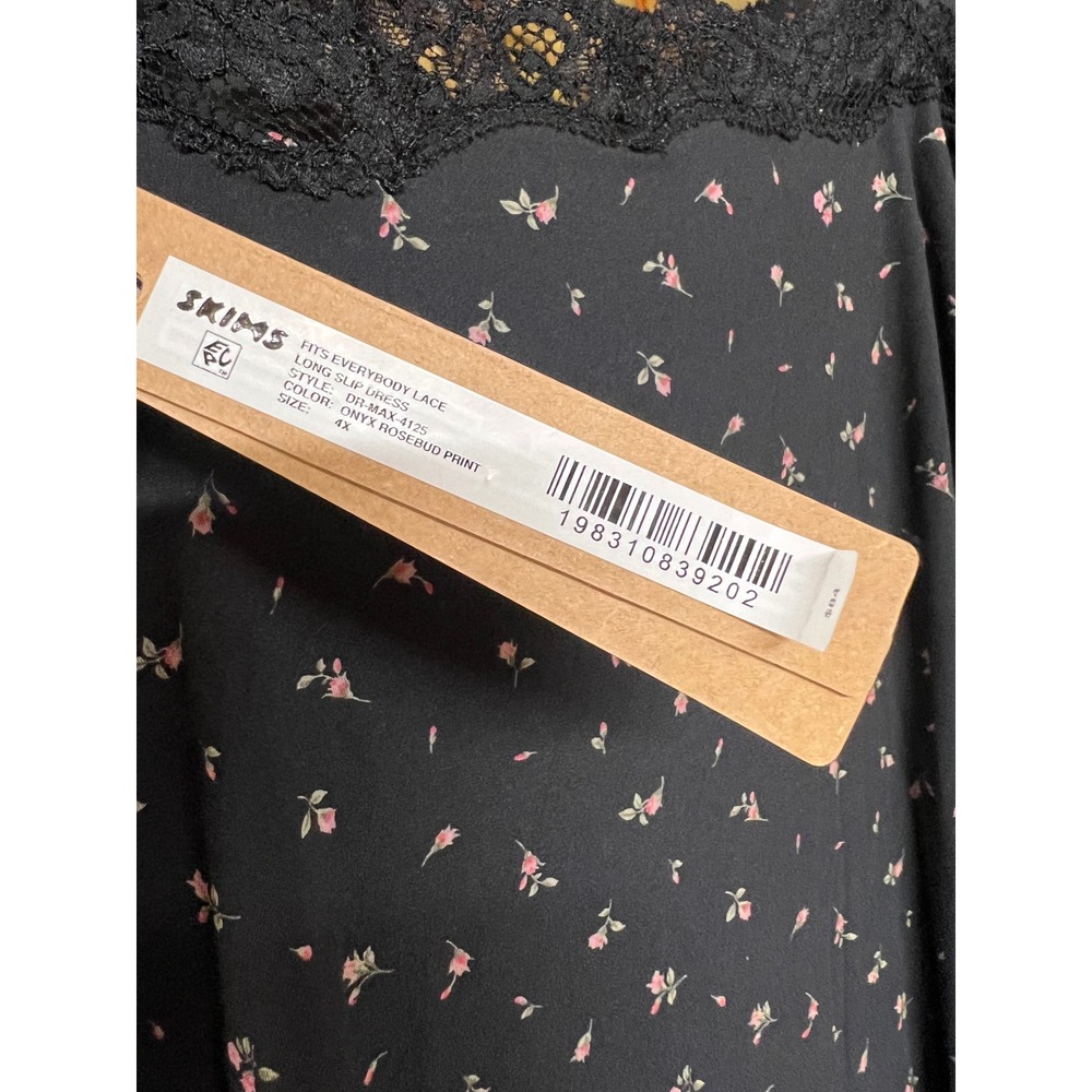 NWT SKIMS Onyx Rosebud Print Fits Everybody Lace Long
Dress 4X - Picture 6 of 7